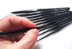 LINEO Black line SYNTHETIK 595 - syntetické štětce s ergonomickou rukojetí - různé velikosti