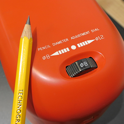 Caran d´Ache - Electric Pencil Sharpener - elektrické ořezávátko pro různé tužky a pastelky