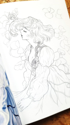 Fairies in a Garden Full of Flowers - Rosa (Kim So-eun) - JAPONSKO