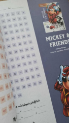 Livre compagnon - Les trackers de coloriages mystères Disney - colouring tracker - vybarvovací deník